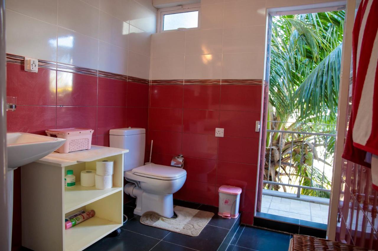 Lotus Villa Sun Apartment Flic-en-Flacq Extérieur photo