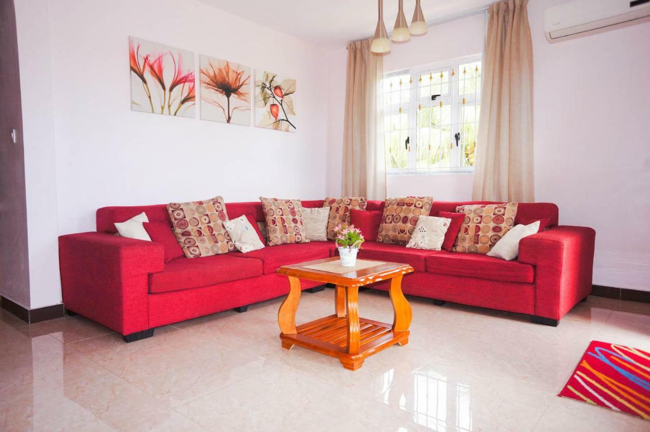Lotus Villa Sun Apartment Flic-en-Flacq Extérieur photo